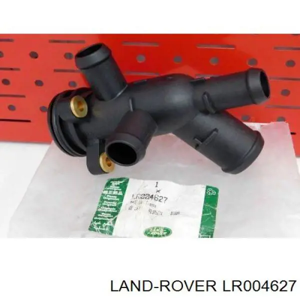 LR004627 Land Rover фланец системы охлаждения (тройник)