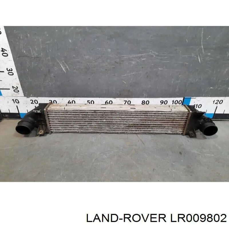 Интеркулер LR009802 Land Rover