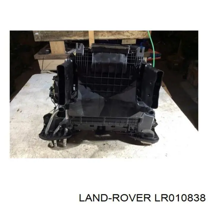  LR010838 Land Rover