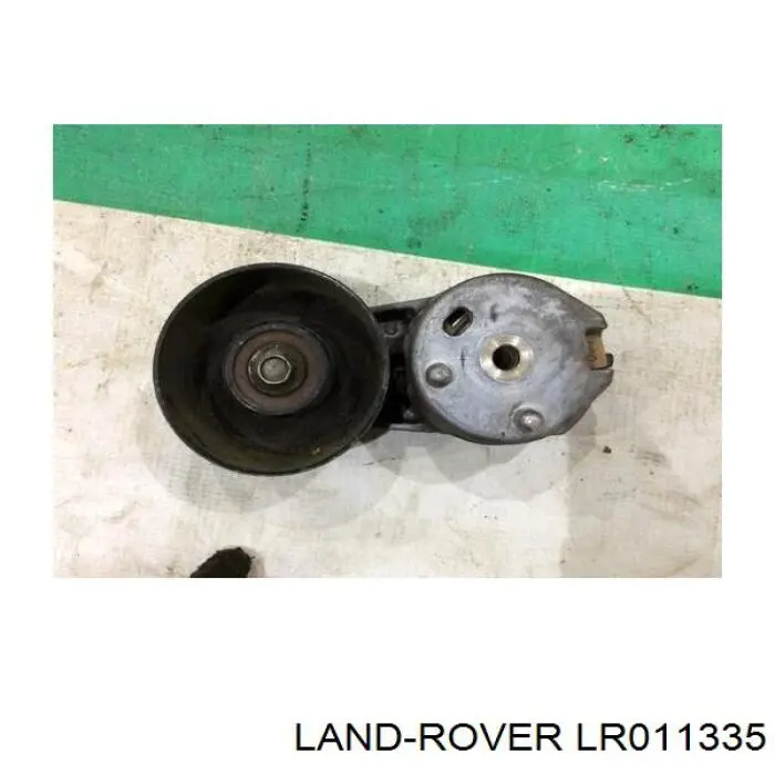 LR039517 Britpart Натяжитель клинового ремня