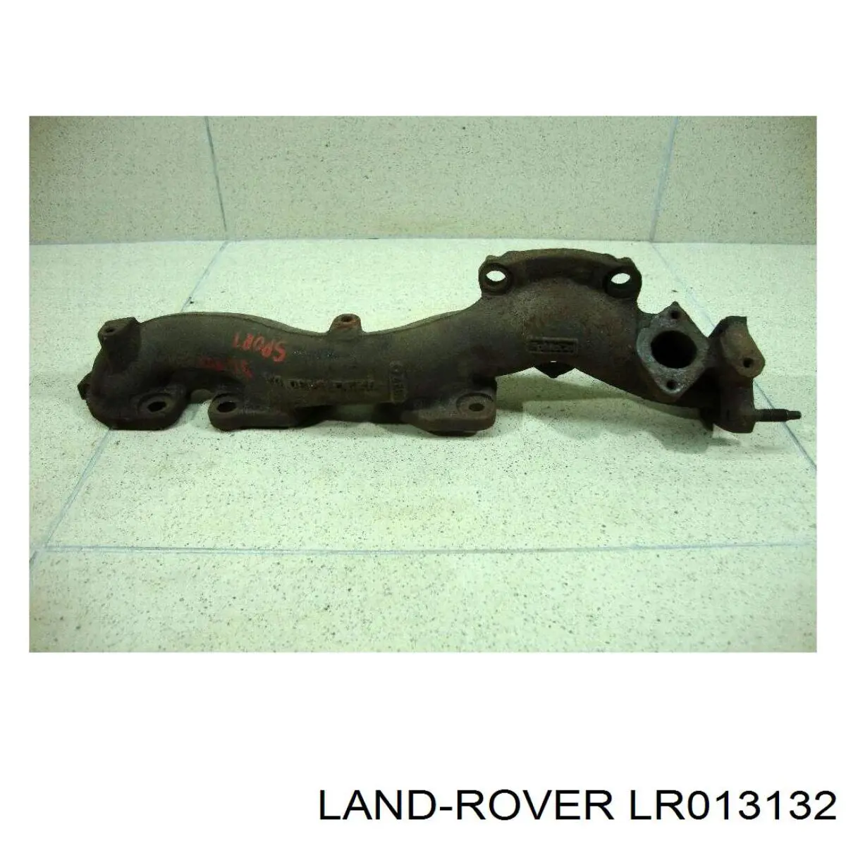 Коллектор выпускной правый Land Rover LR013132 цена, от 31.60 USD