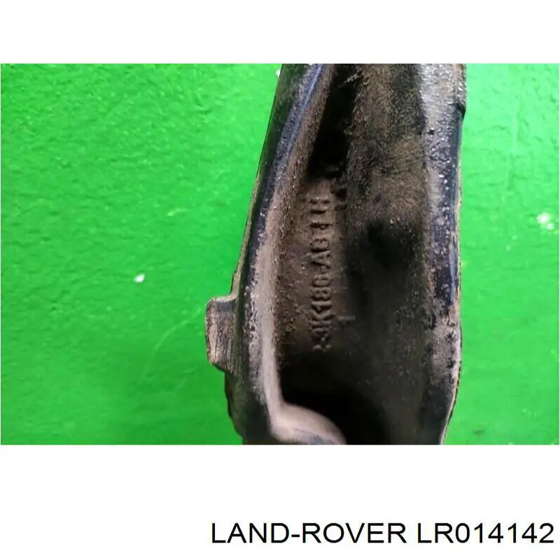 Купить LR014142 Land Rover Цапфа поворотная левая