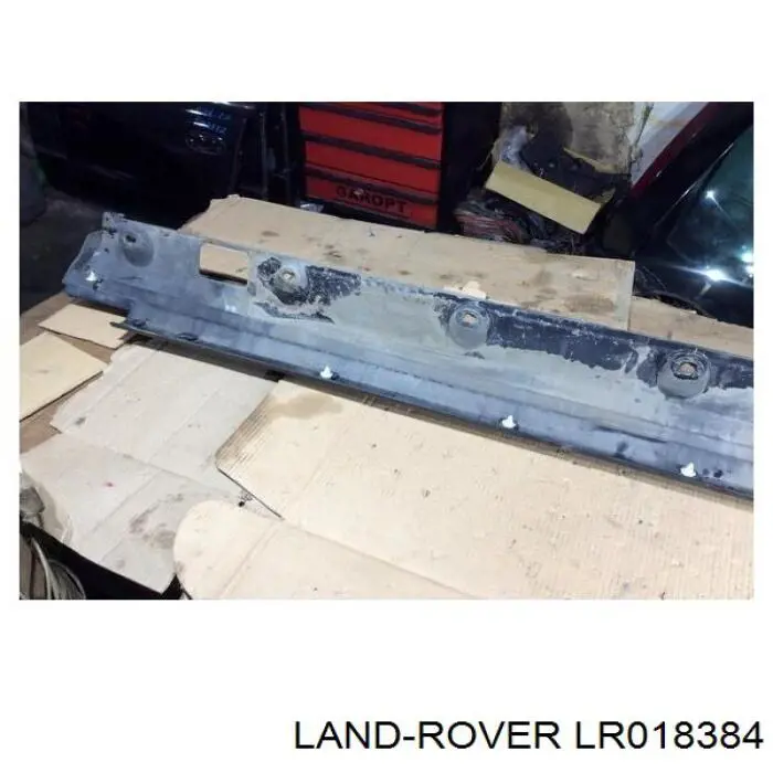 LR018384 Land Rover Накладка наружняя (молдинг) порога, левый