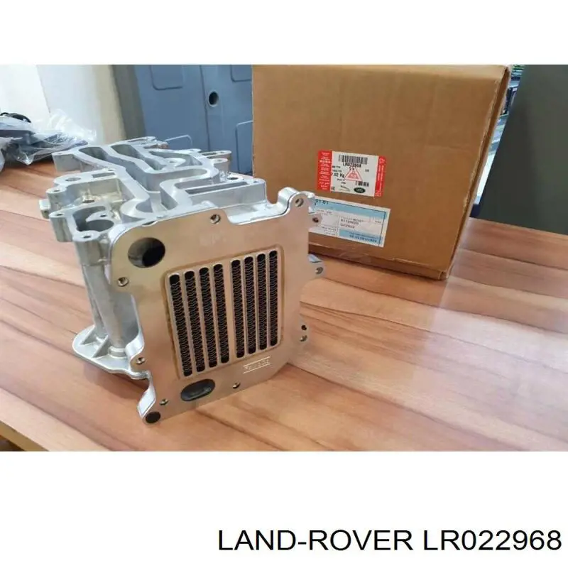 Радиатор системы EGR рециркуляции выхлопных газов Land Rover LR022968 цена, от 609.48 USD