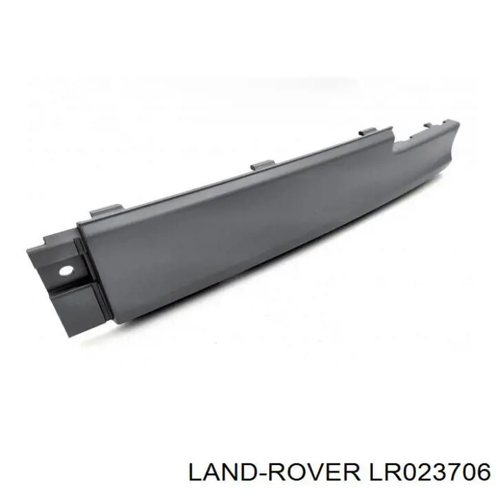 Накладка бампера заднего правая на Land Rover Range Rover III 