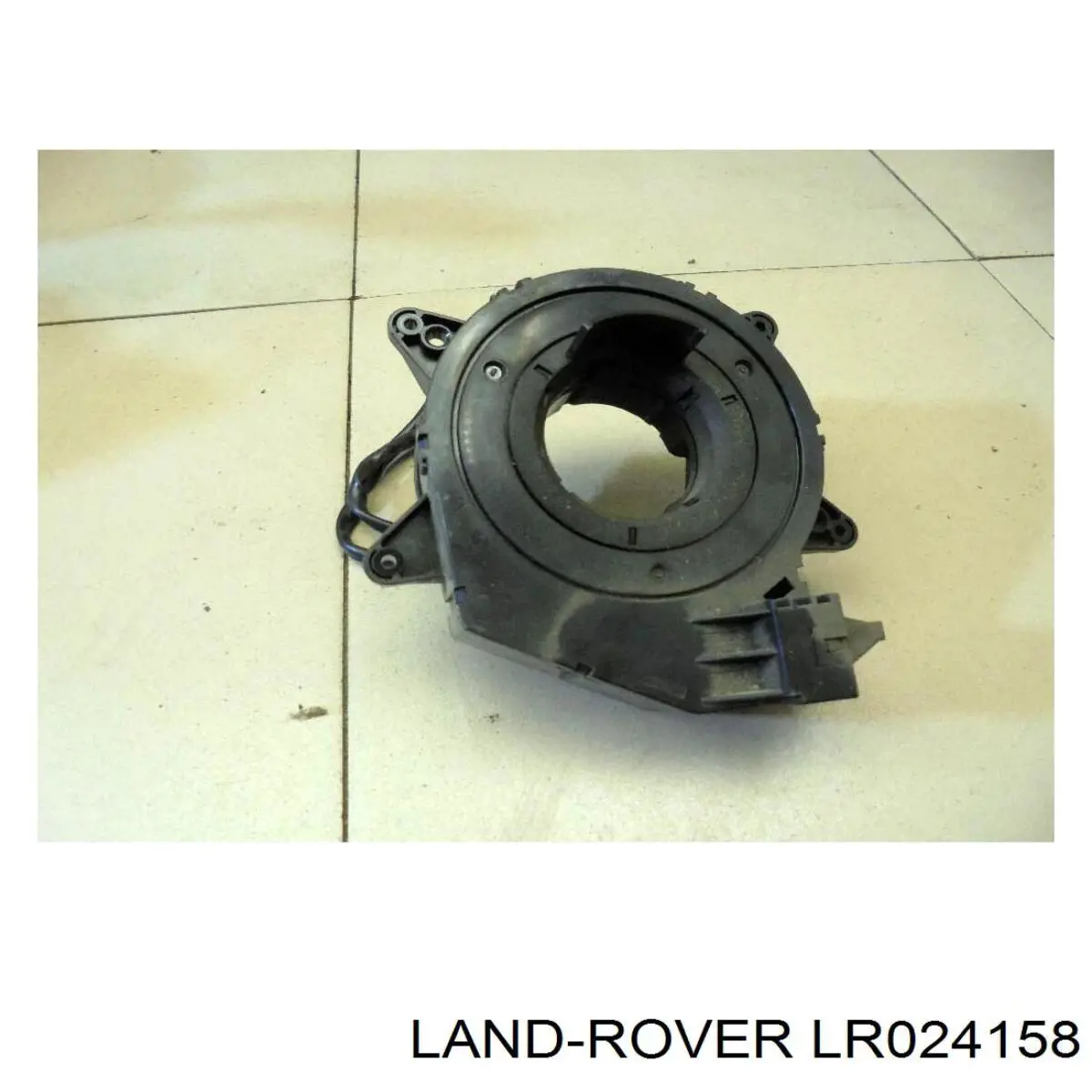 Купить LR024158 Land Rover 