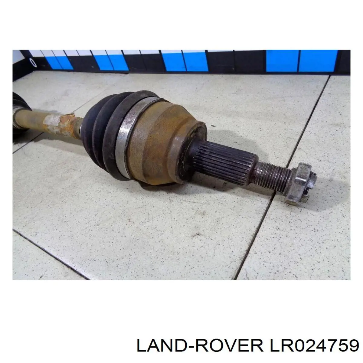 Привод передний левый Land Rover LR024759 цена, от 310.38 USD
