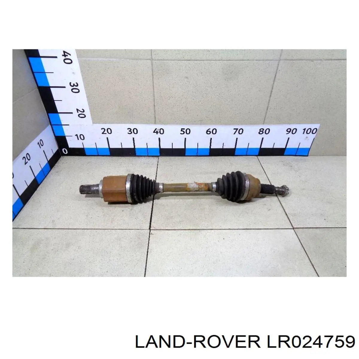 LR024759 Land Rover Полуось передняя левая
