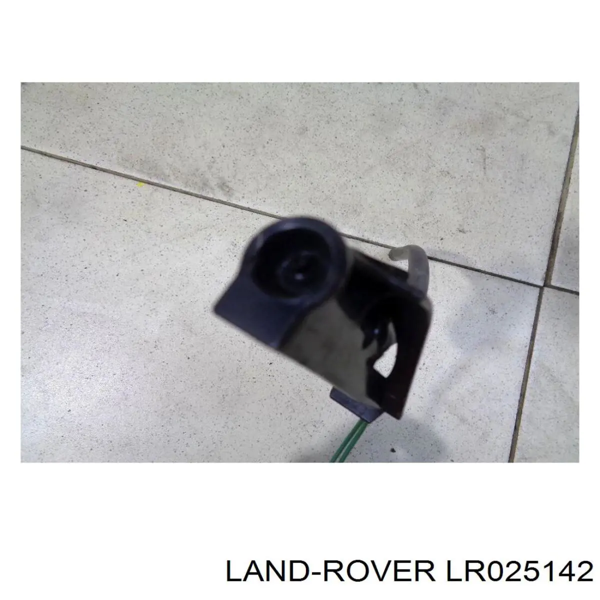 Форсунки стеклоомывателя Land Rover LR025142 цена, от 19.00 USD
