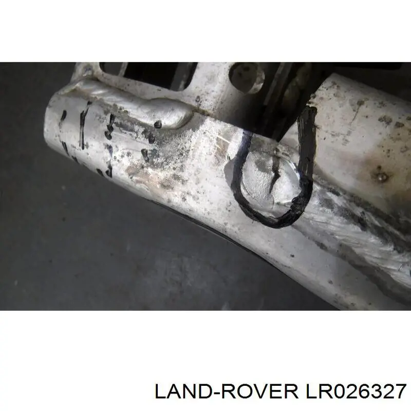 Усилитель заднего бампера LR026327 Land Rover
