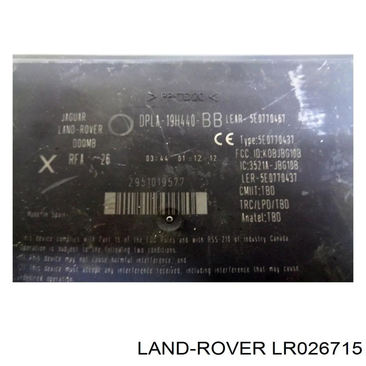 Стекло двери задней левой LR026715 Land Rover