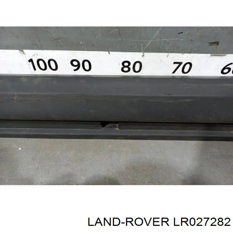 LR027282 Land Rover Накладка наружняя (молдинг) порога, правый