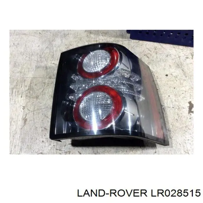Купить LR028515 Land Rover Левый стоп