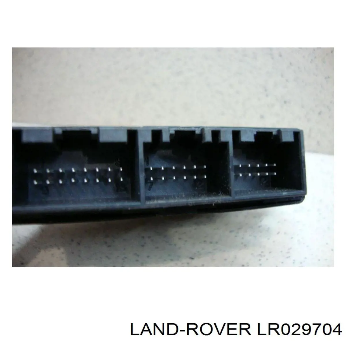 Модуль управления (ЭБУ) парктроником Land Rover LR029704 цена, от 101.69 USD