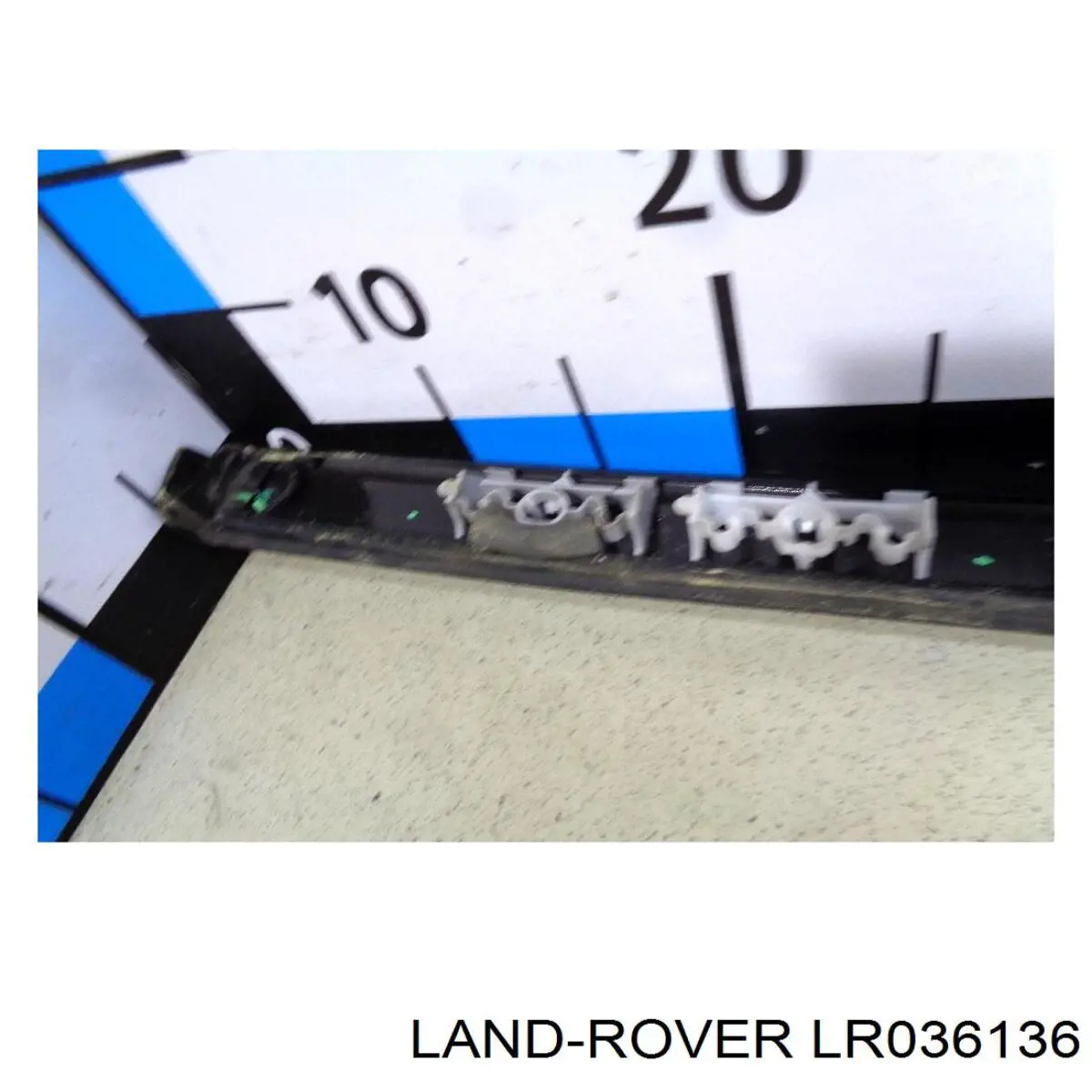 LR061657 Land Rover 