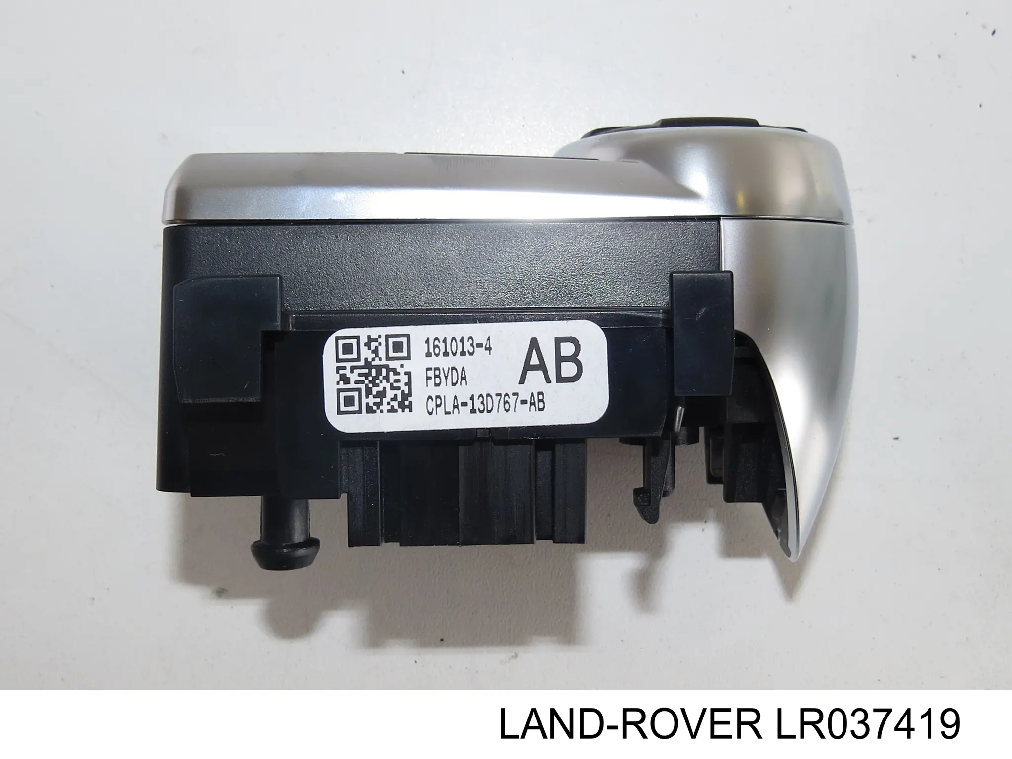 Купить LR037419 Land Rover 