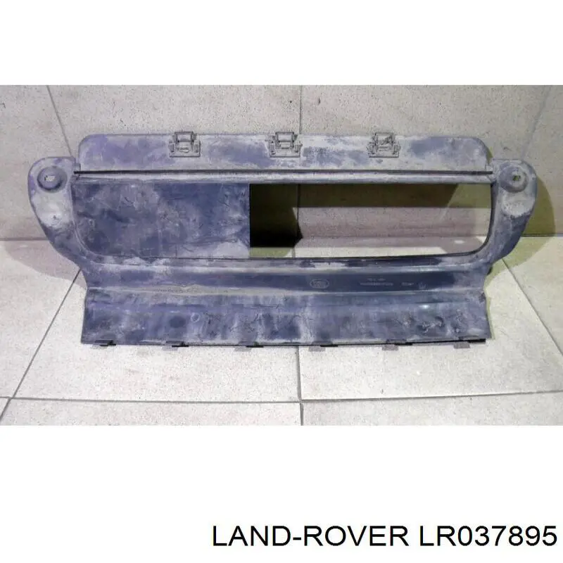 Заглушка бампера буксировочного крюка задняя Land Rover LR037895 цена, от 57.77 USD