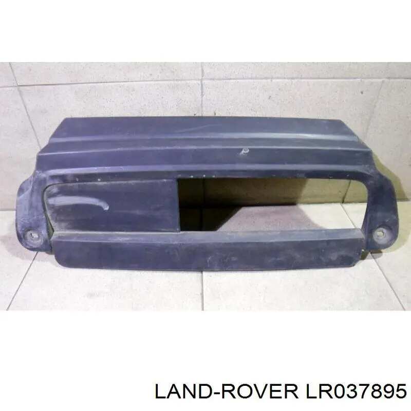 Купить LR037895 Land Rover Заглушка бампера буксировочного крюка задняя