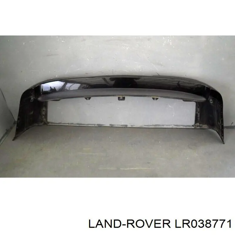 Купить LR038771 Land Rover Задний бампер