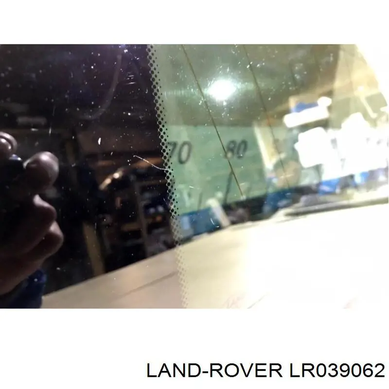Купить LR039062 Land Rover Стекло кузова (багажного отсека) левое