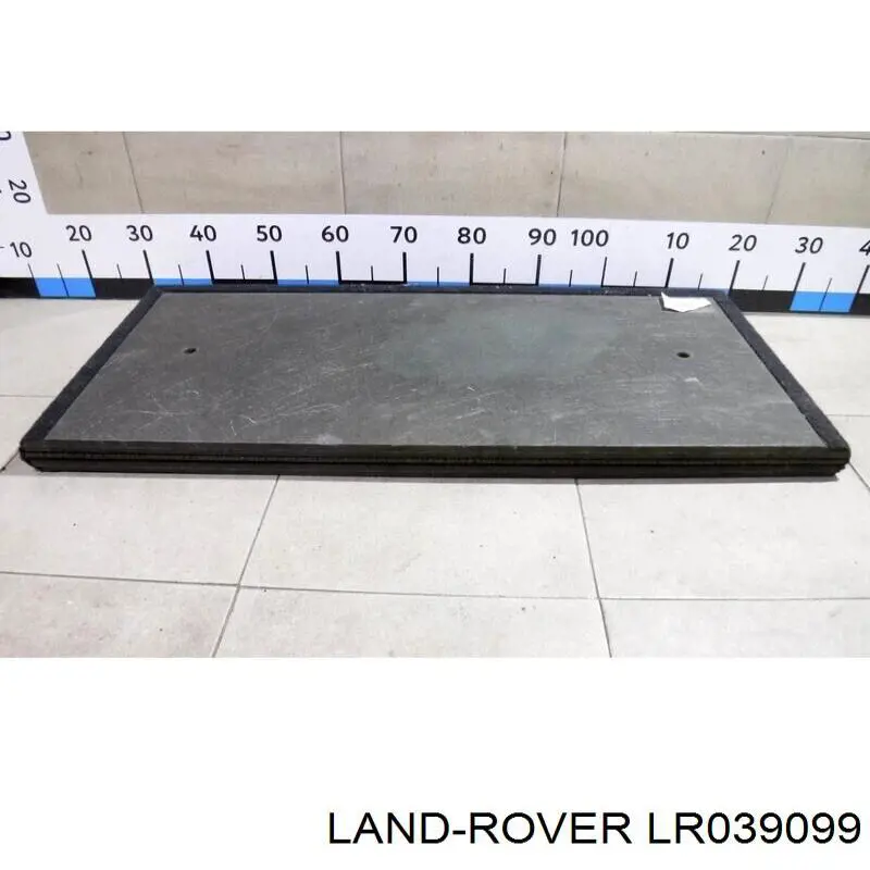 Облицовка багажного отсека нижняя LR039099 Land Rover