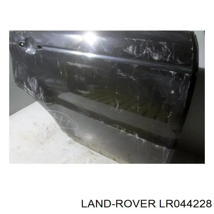 Дверь пассажирская задняя правая Land Rover LR044228 цена, от 395.03 USD