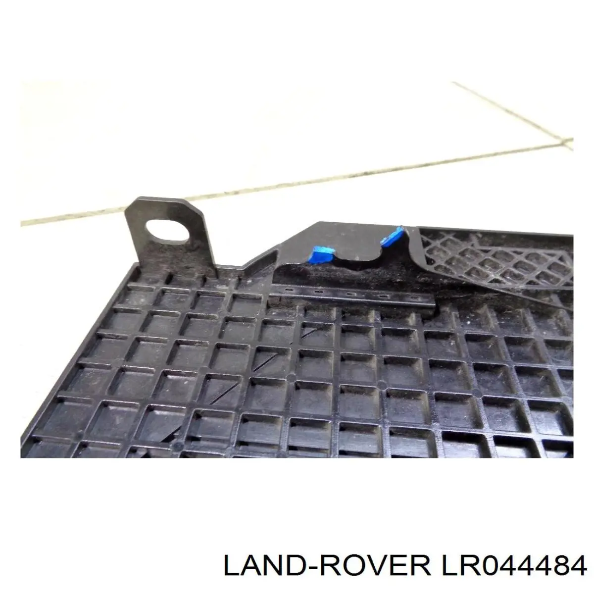 Кронштейн (адаптер) крепления фары передней левой LR044484 Land Rover