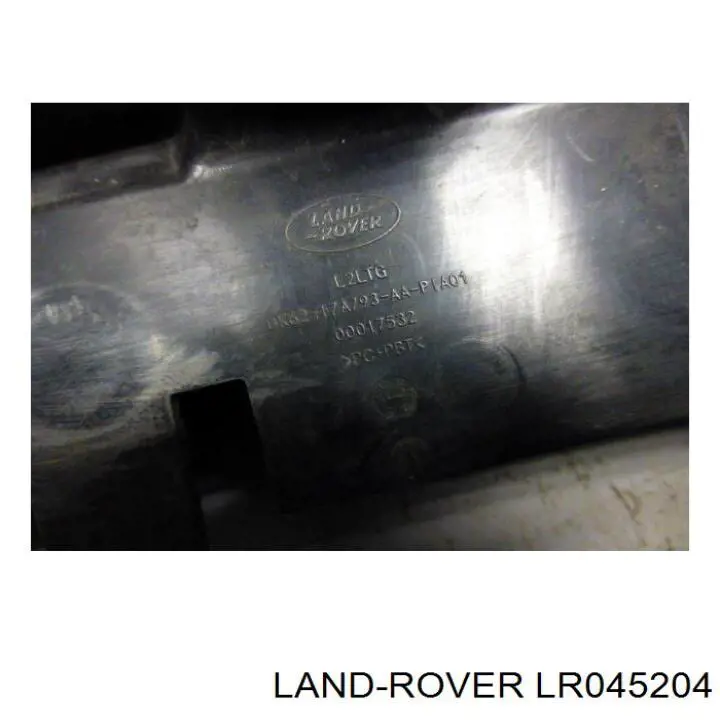 LR045204 Land Rover Кронштейн бампера переднего центральный
