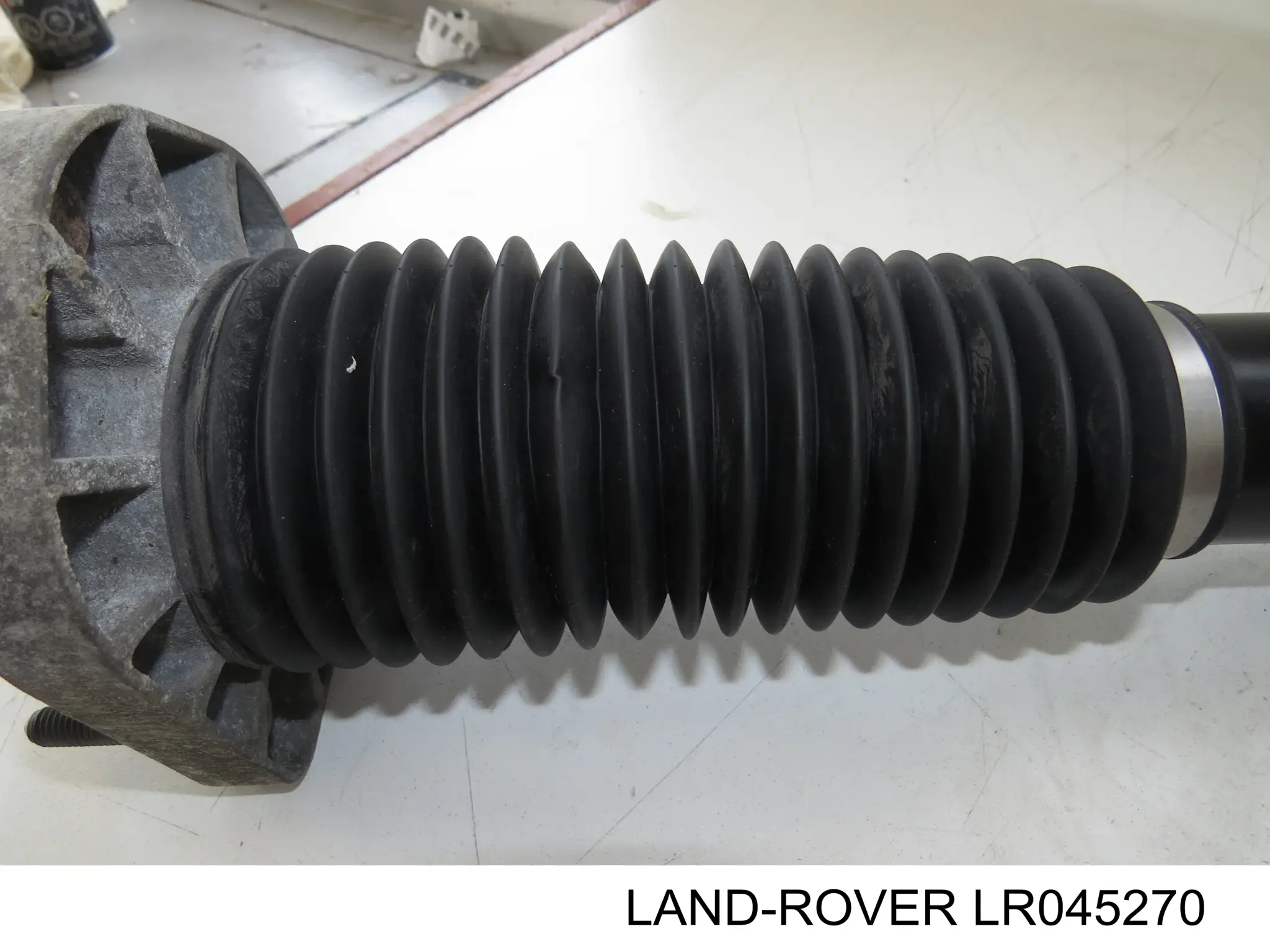 Купить LR103602 Land Rover Амортизатор задней подвески