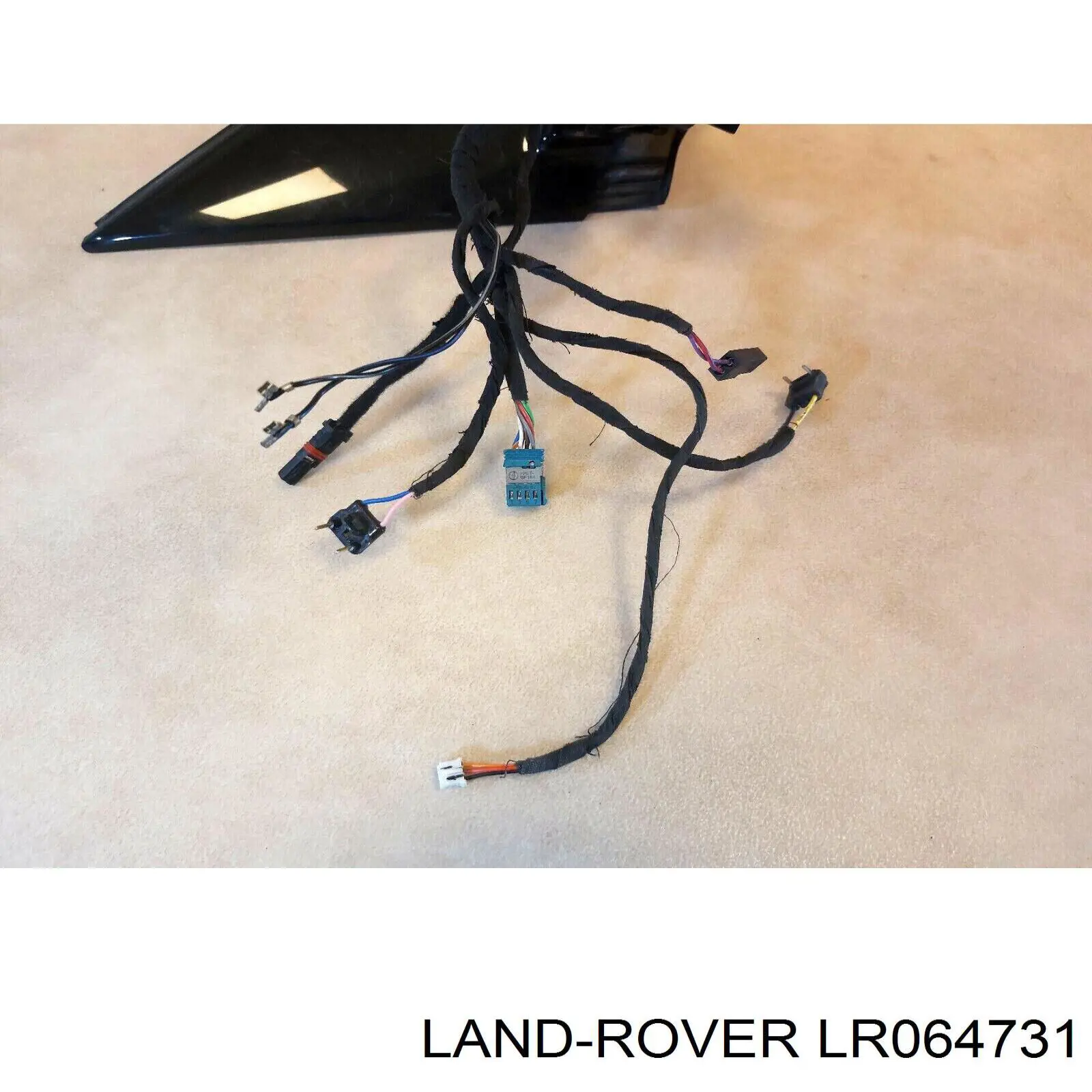 Купить LR064731 Land Rover Боковое зеркало заднего вида правое