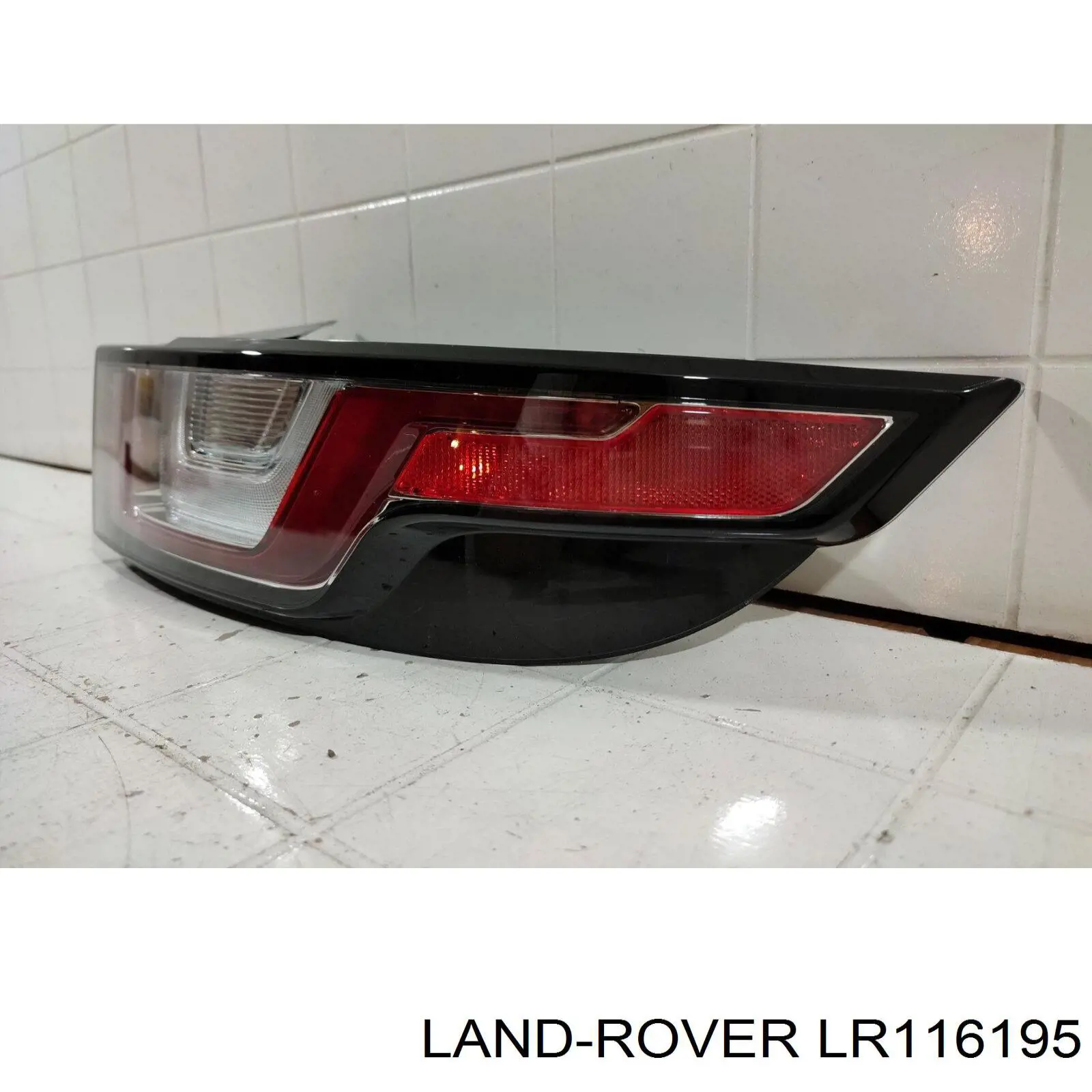 LR116195 Land Rover Фонари задние