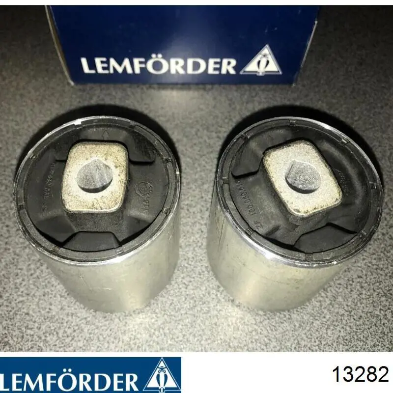Сайлентблок верхнего рычага передней подвески Lemforder 13282 цена, от 20.43 USD