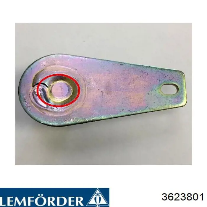 Правая подушка двигателя 3623801 Lemforder