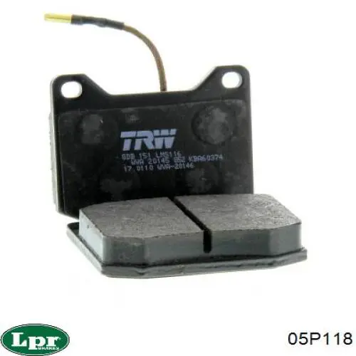 Передние тормозные колодки 05P118 LPR