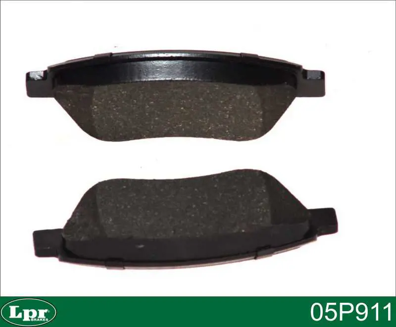 Передние тормозные колодки 05P911 LPR