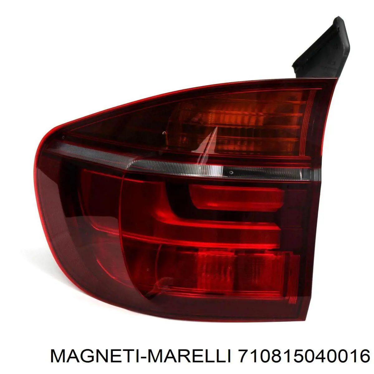 Фонарь задний правый внешний 710815040016 Magneti Marelli