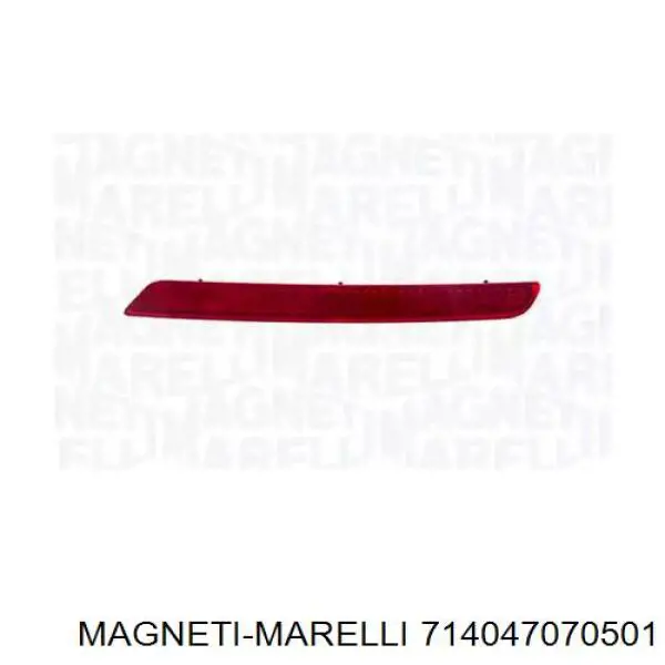 Катафот (отражатель) заднего бампера левый Magneti Marelli 714047070501