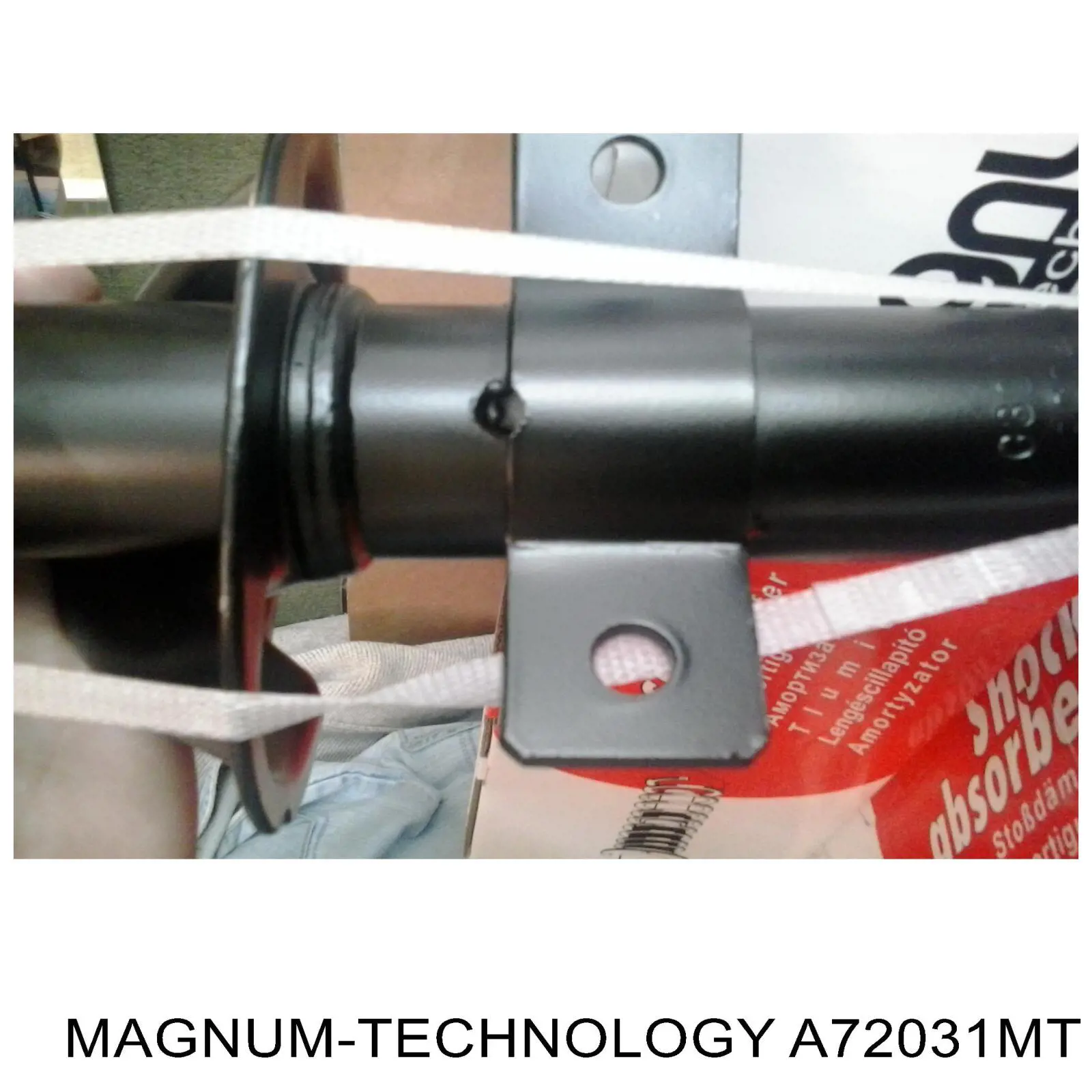 Опора стойки амортизатора переднего Magnum Technology A72031MT цена, от 20.14 USD