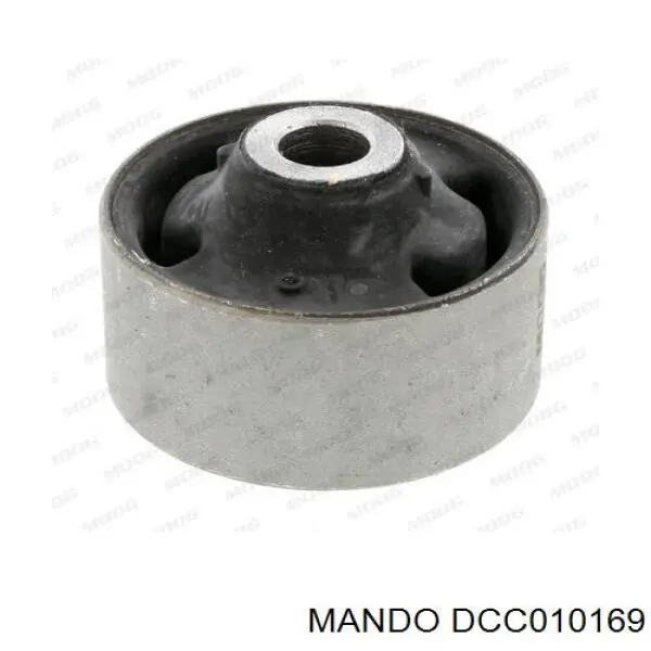 Сайлентблок переднего нижнего рычага DCC010169 Mando