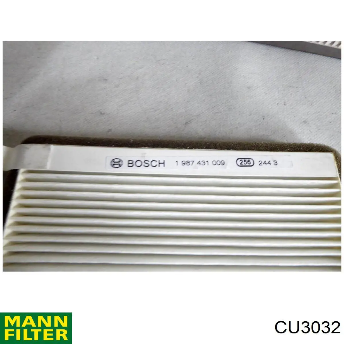 Воздушный фильтр салона Mann-Filter CU3032