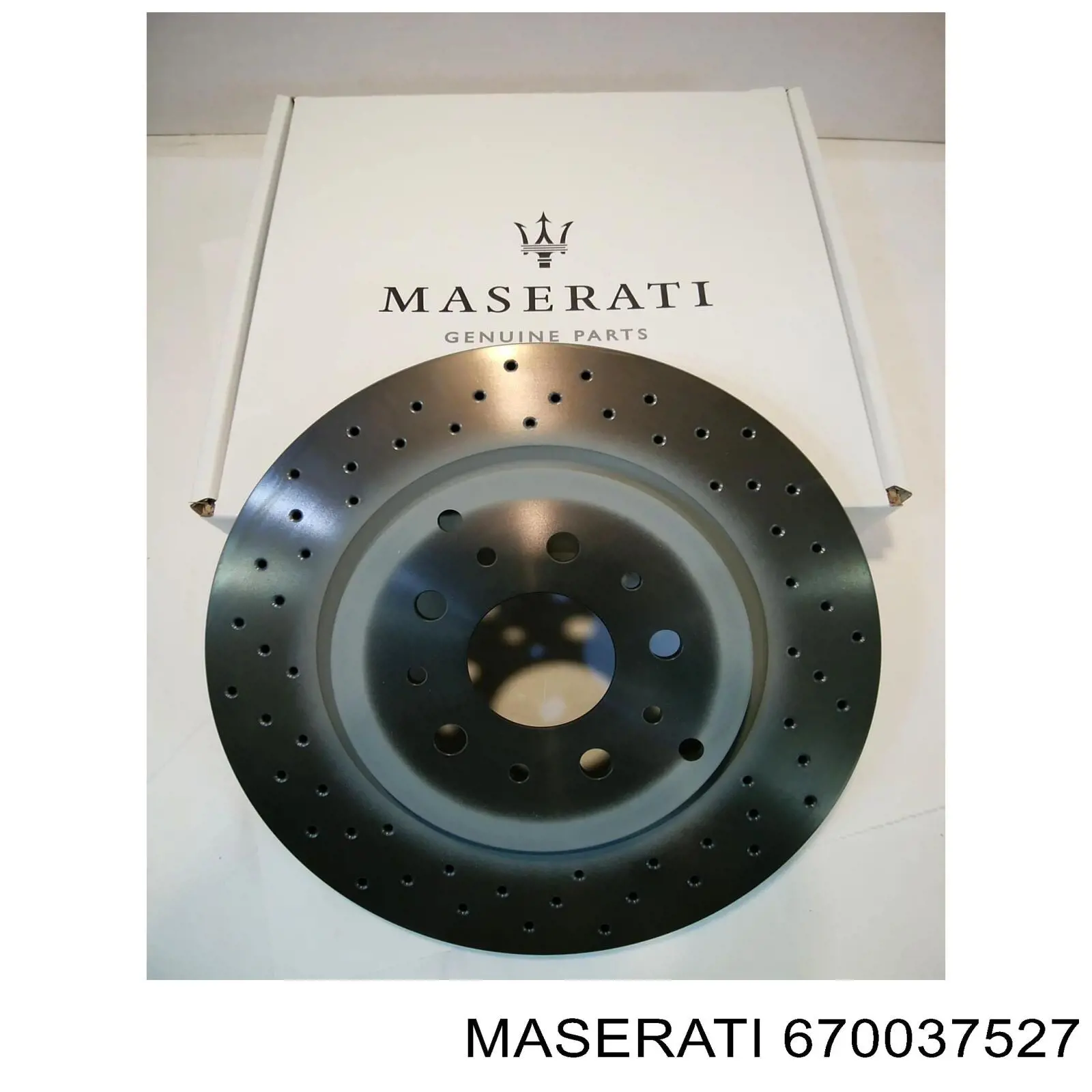 Купить 670037527 Maserati 