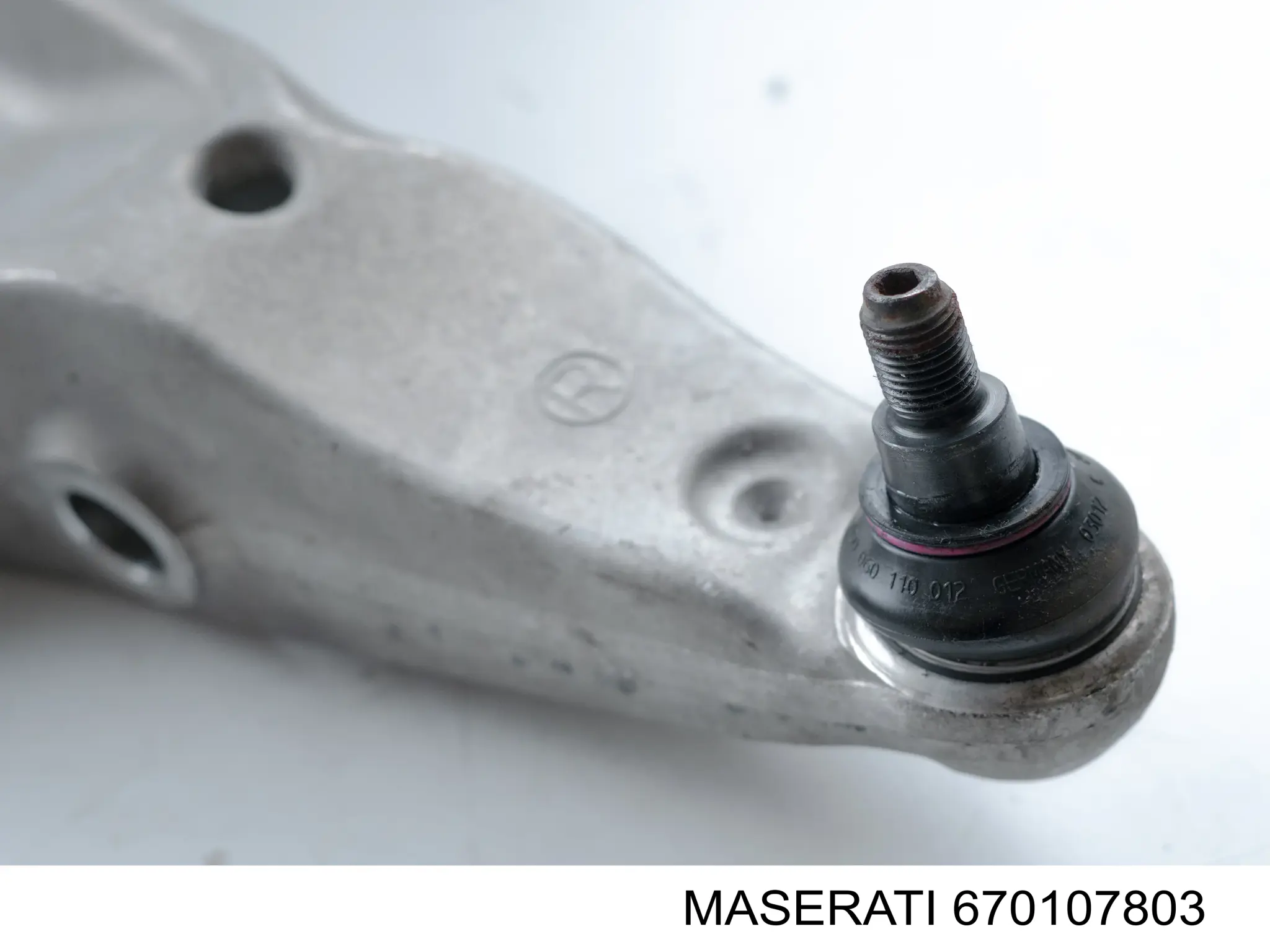 Правый рычаг передней нижней подвески Lemforder 4463201 цена, от 190.25 USD