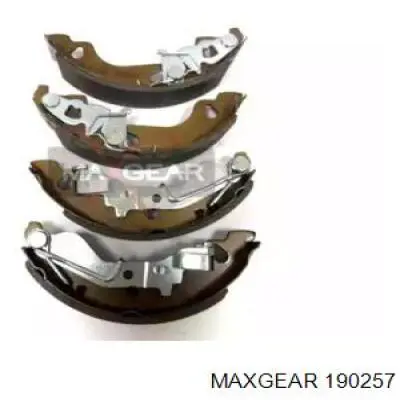 Задние барабанные колодки 190257 Maxgear