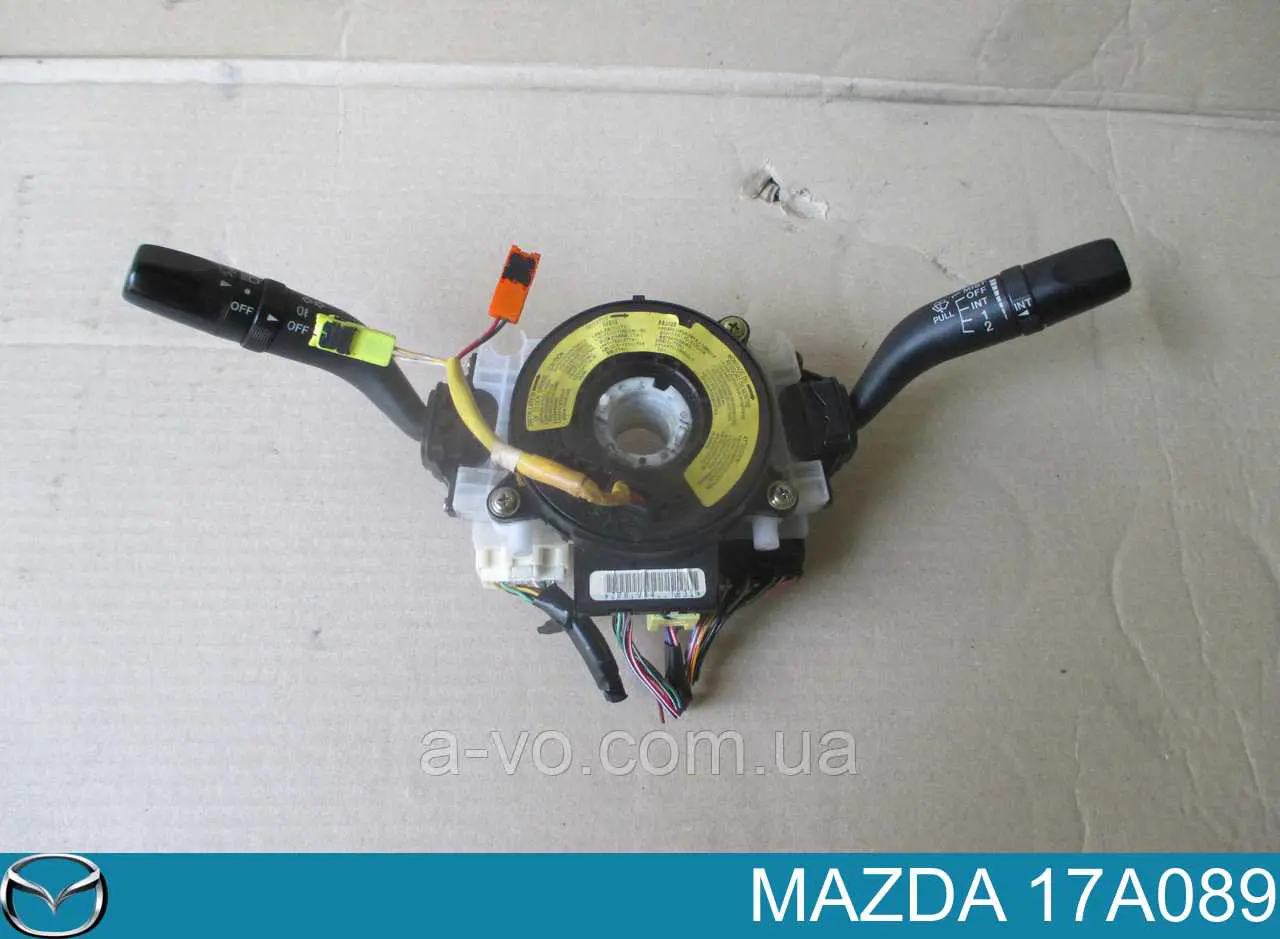 Купить 17A089 Mazda Левый подрулевой переключатель