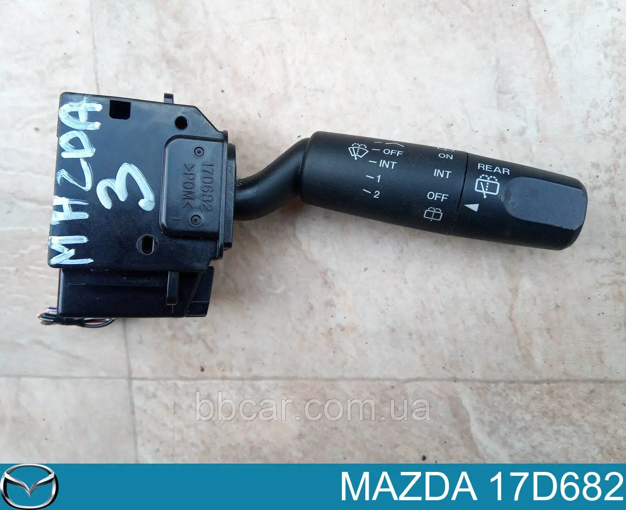 Купить 17D682 Mazda Подрулевой переключатель