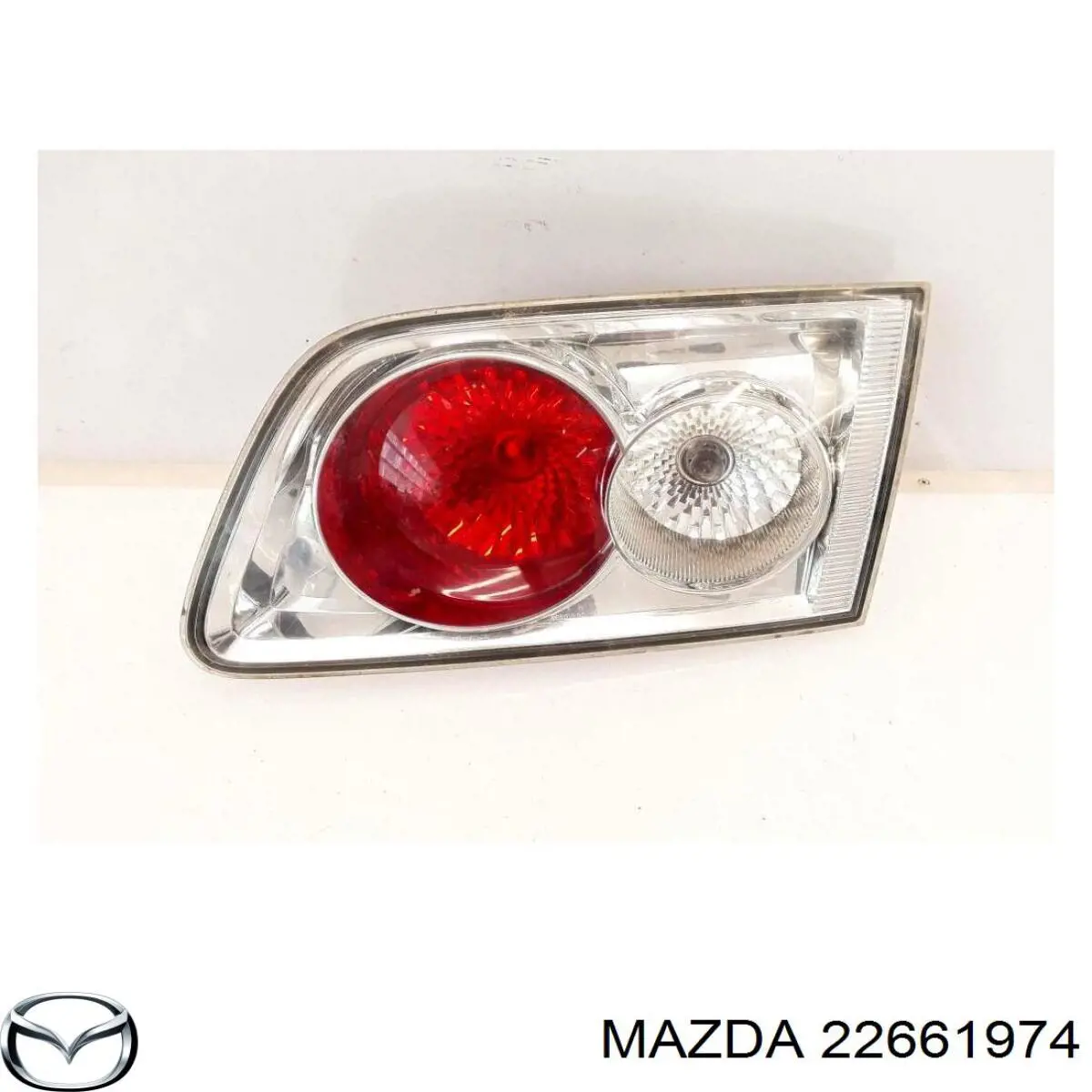 Фонарь задний правый внутренний на Mazda 6 GY