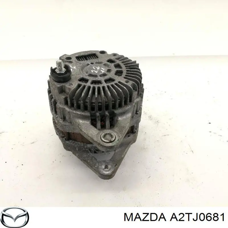 Генератор автомобиля Mazda A2TJ0681