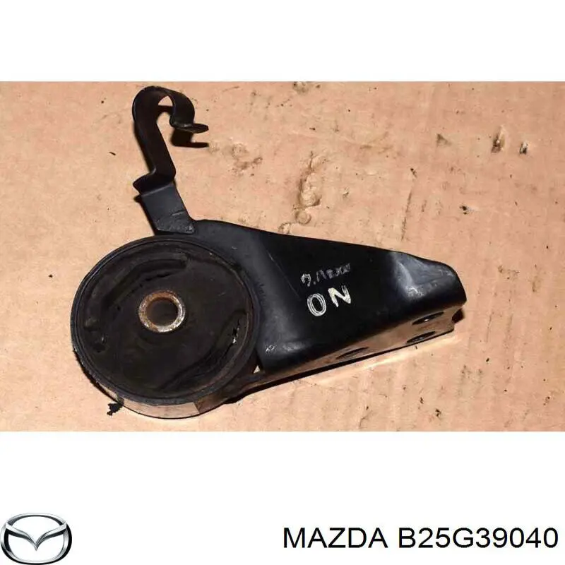 Купить B25F39040 Mazda Гидроопора двигателя задняя