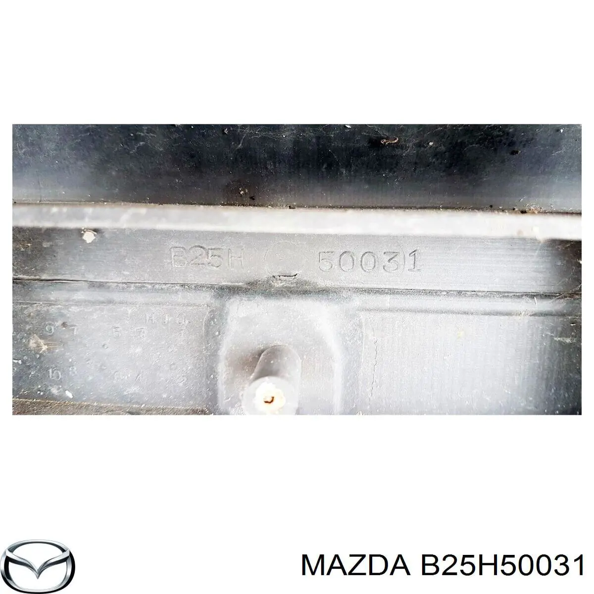 Купить B25H50031 Mazda Буфер (бампер) передний