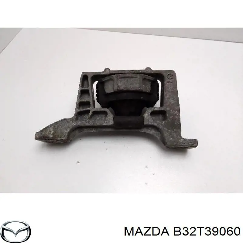  B32T39060 Mazda